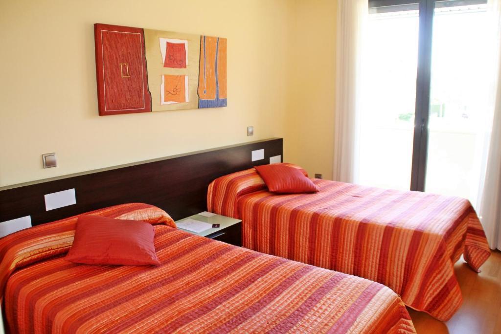 Apartahotel Ribera Arroyo de la Encomienda Ruang foto