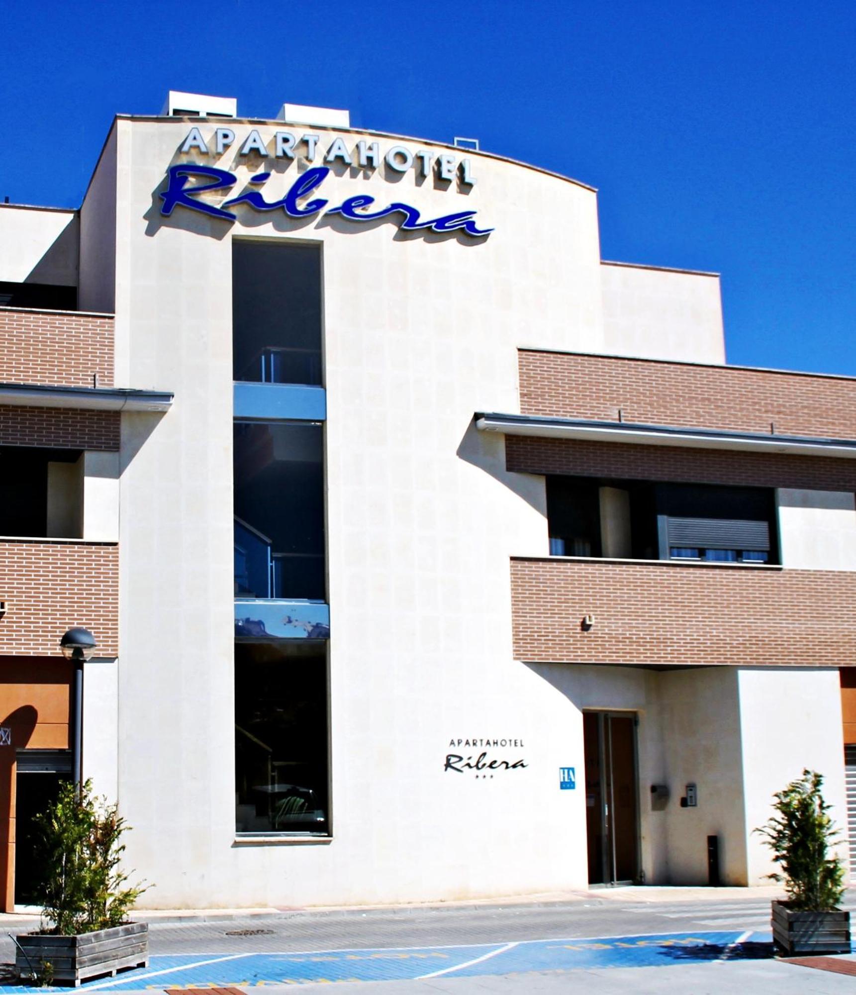 Apartahotel Ribera Arroyo de la Encomienda Bagian luar foto